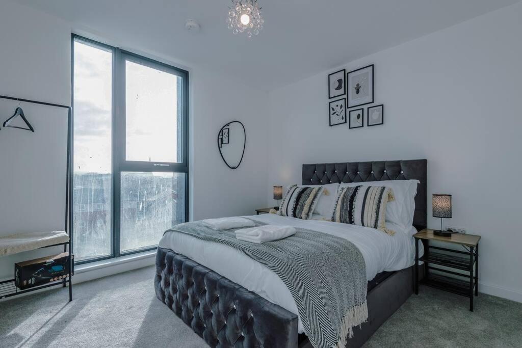 Stunning 2-Bed Premium Apartment - Free Wi-Fi เพรสตัน ภายนอก รูปภาพ